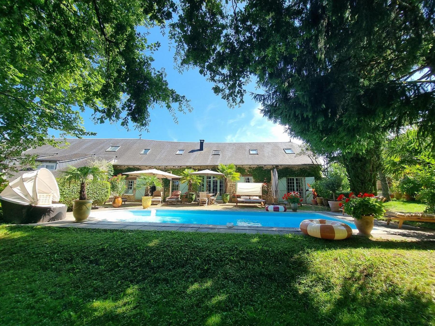 Le Lonzac Maison D'Hotes Les Jardins Saint Eloi מראה חיצוני תמונה